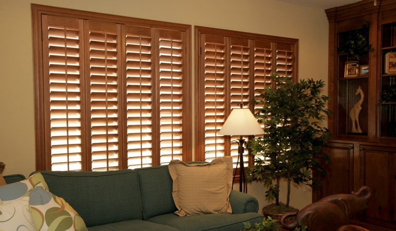 How To Clean Wood Shutters In Minneapolis, MN