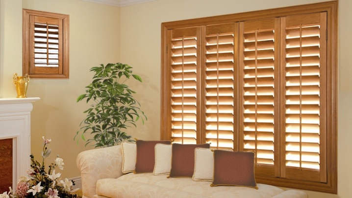 Ovation%20Wood%20Shutter%20Living%20Room%20Couch